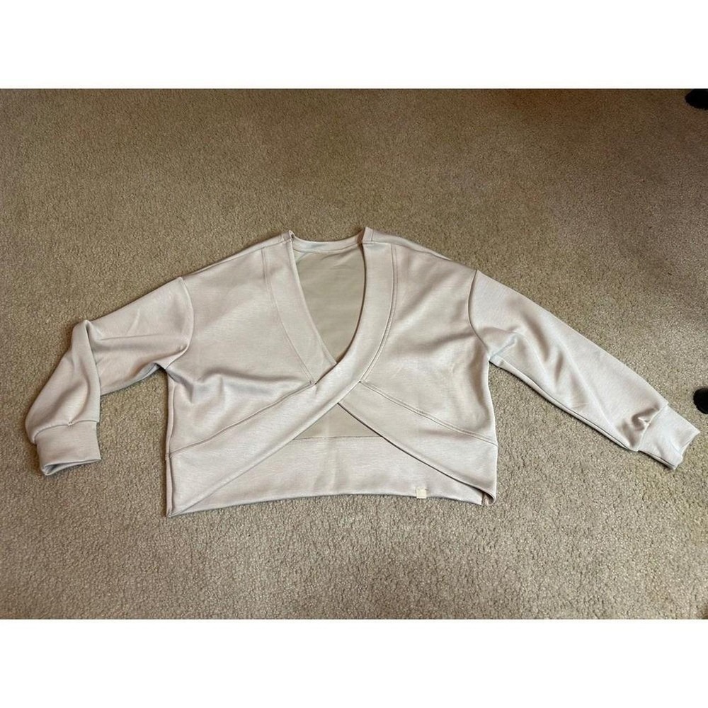 Alexander Jane Sweatshirt Womens S/M Beige Good Crossover Back Sleeve Pullover - Picture 2 of 4